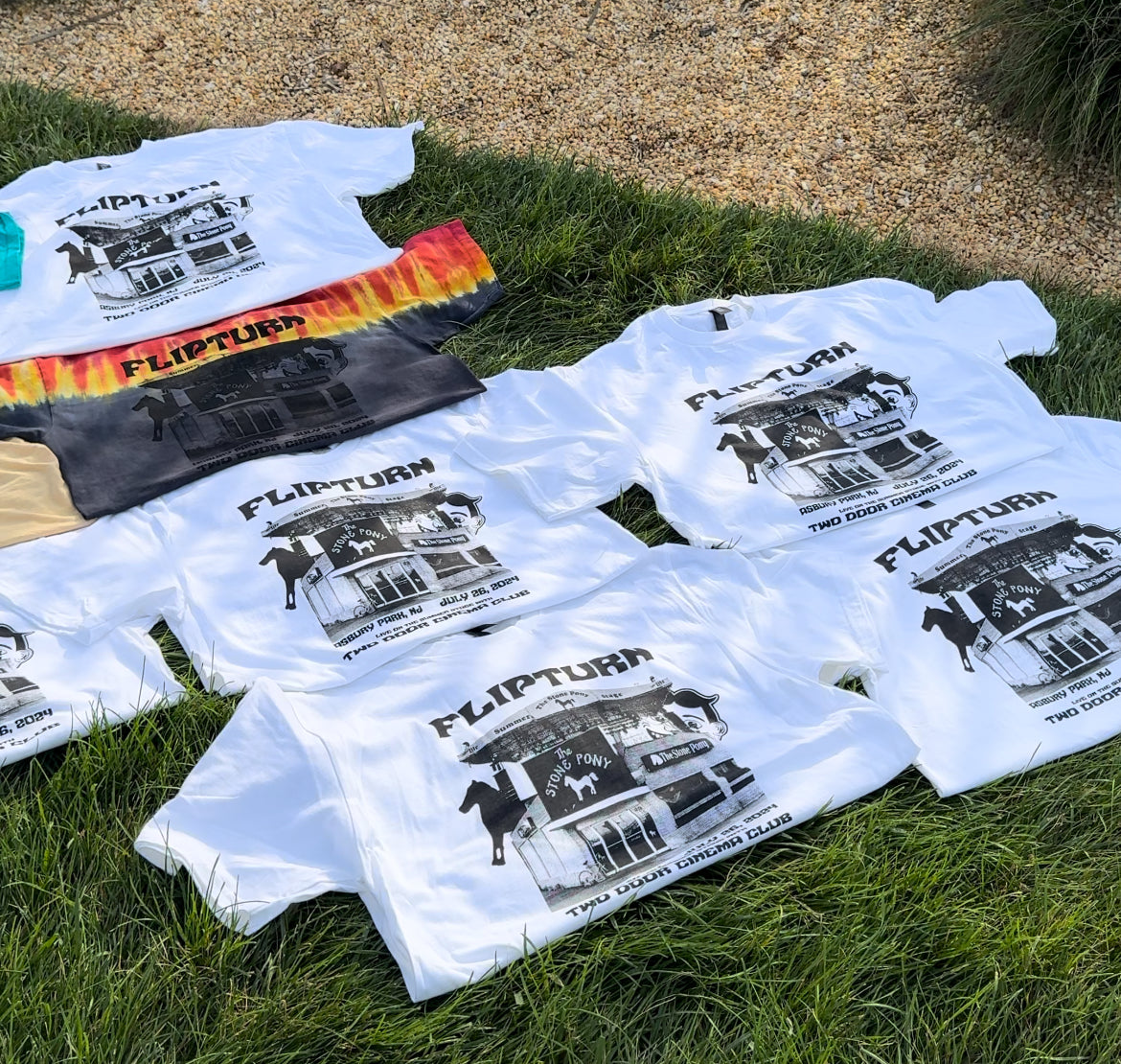 flipturn stone pony tee