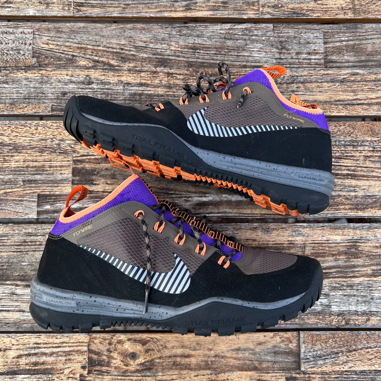 ACG Trail Sneakers (M11)