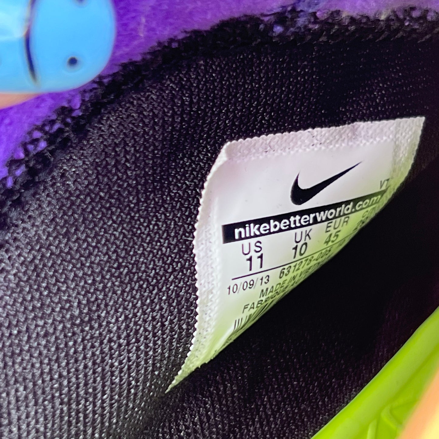 ACG Trail Sneakers (M11)